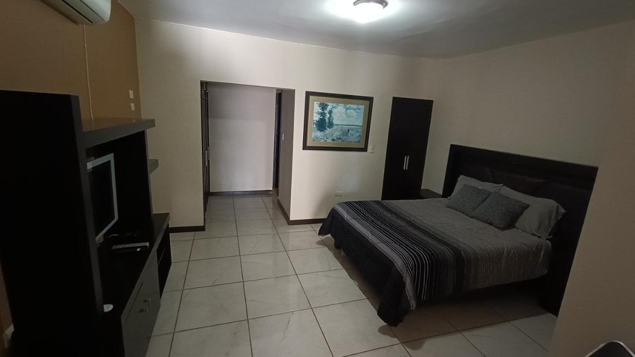 Suites Entrelagos Ciudad Obregon Exterior photo